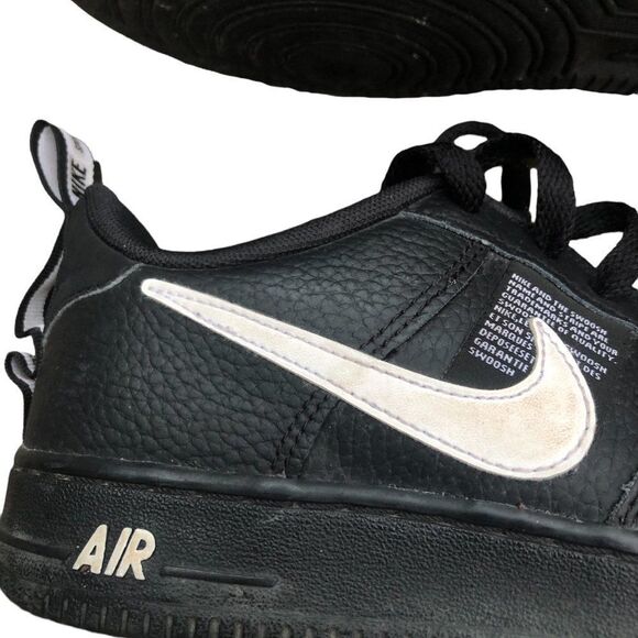 RARE 2018 Nike Air Force 1 Utility Black White Size 7 - Picture 10 of 15